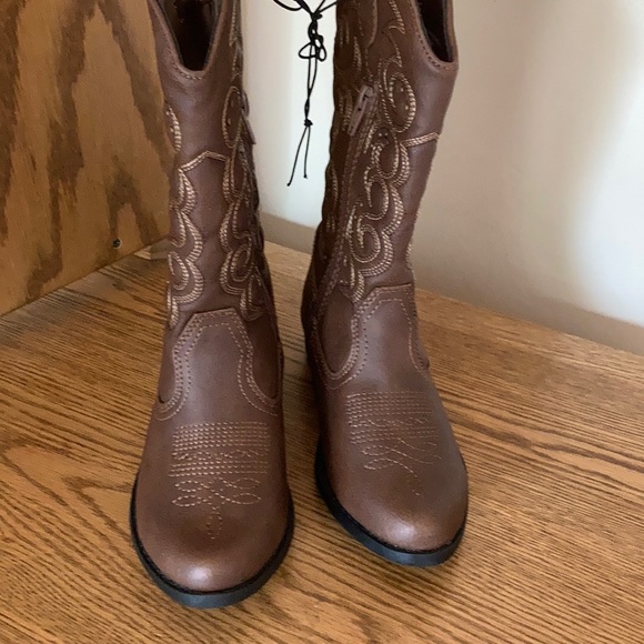 Cat & Jack  Western cowgirl boots size 5 - Picture 2 of 7